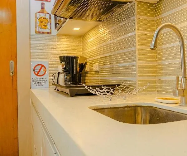 Apartment Yong's Place At Isabelle De Valenzuela *